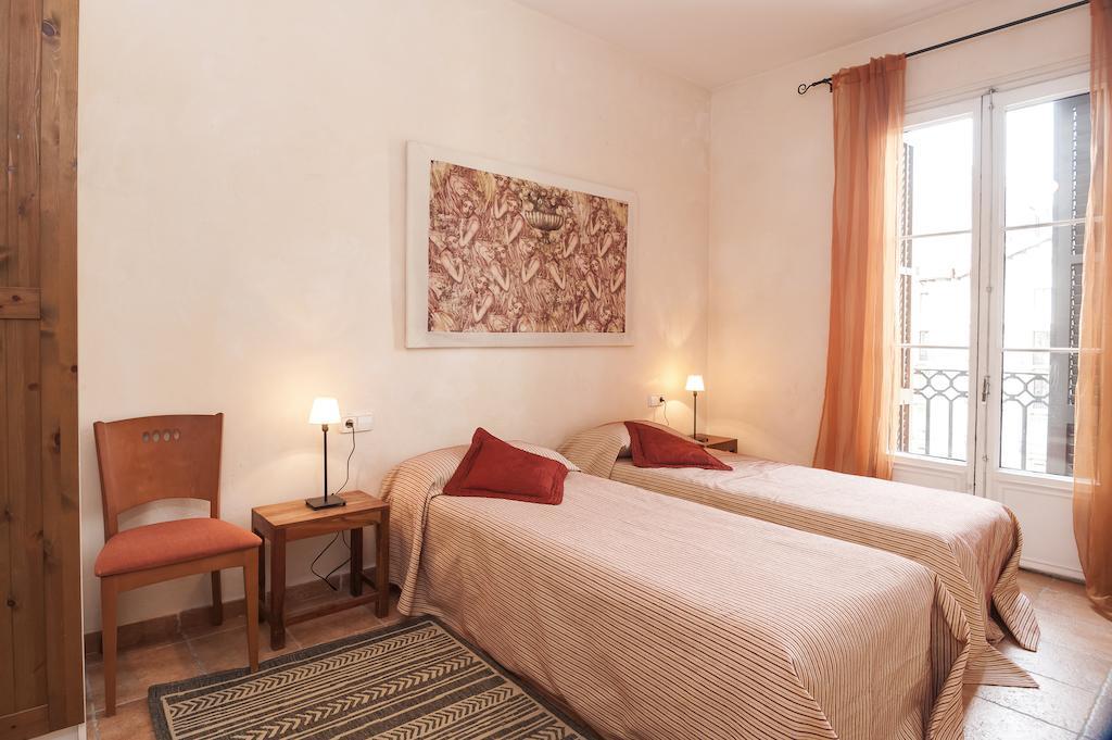 Gaudi Apartment 9 Barcelona Luaran gambar